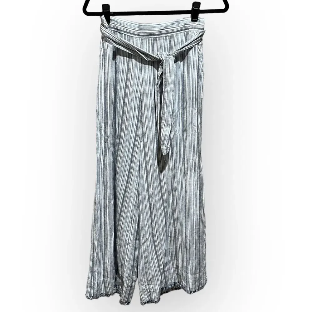 Cloth & Stone NWOT Striped Tie Waist Frayed Hem Wide Leg Crops sz M